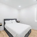 Spacious 3bdr Luxury Penthouse Apartment