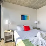 Bright & Modern 2Br Perfect City Escape