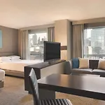 Hilton Magnificent Mile Hotel