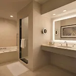 Hilton Magnificent Mile 3* Chicago