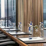 Doubletree By Hilton Magnificent Mile Hotel Chicago