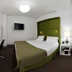 Hotel Express - Magnificent Mile By Ihg 3*