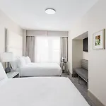 Express - Magnificent Mile By Ihg 3*