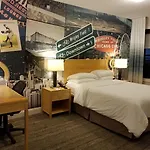 Hotel Versey Chicago Lincoln Park