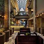 Thompson Chicago, By Hyatt Chicago