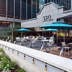 The Westin Chicago River North