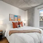 Group-ready 3br Sleek Design & Great Location *