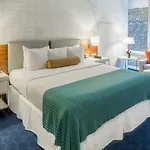 Kinzie 4* Chicago
