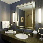 Kinzie 4*
