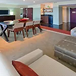 Crowne Plaza - West Loop By Ihg Hotel 3*