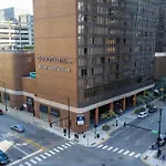 Hotel Doubletree By Hilton Magnificent Mile