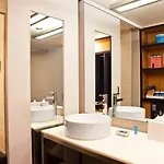 Aloft By Marriott Downtown River North