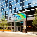 Aloft By Marriott Downtown River North Chicago