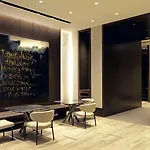 Hyatt Centric The Loop 4*