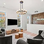 Chic Loft Near United Center, Uic/Imd & Downtown