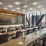 Emc2, Autograph Collection Hotel 4*
