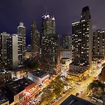 Viceroy 5* Chicago