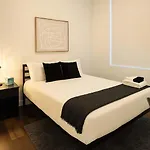 Apartment Stylish 4br Stay-prime Location - State Rep *