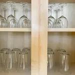 West Loop - City Views With In & Out Parking 3