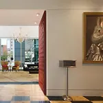 The Royal Sonesta Chicago River North