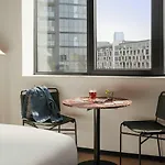 Sonder By Marriott Bonvoy Market Hall West Loop Aparthotel 4*