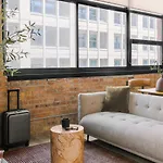 Sonder By Marriott Bonvoy The Burnham Loop