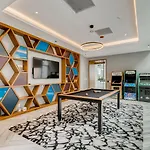 Sentral Michigan Avenue 3*