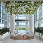 Sentral Michigan Avenue 3*