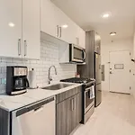 Hotel Sentral Michigan Avenue 3*