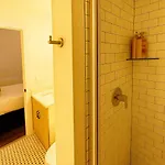 Stylish 4br Stay-prime Location - State Rep