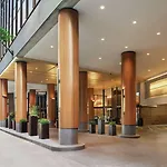 Hilton Grand Vacations Club Magnificent Mile Hotel Chicago