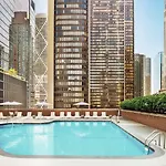 Hilton Grand Vacations Club Magnificent Mile 3* Chicago