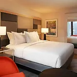 Hotel Hilton Grand Vacations Club Magnificent Mile 3*