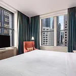 Hilton Garden Inn- Loop Chicago
