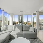 Level - River North Hotel Chicago