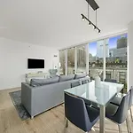 Level - River North Hotel 4*