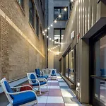 Canopy By Hilton Chicago Central Loop