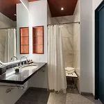 Canopy By Hilton Loop Hotel 4*