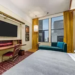 Canopy By Hilton Loop Hotel 4*