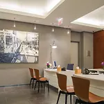 Hotel Kinzie 4*