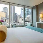 Kinzie Hotel 4*