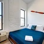 River West, Second Floor Chicago By 747 Lofts