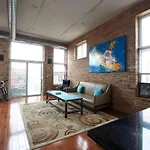 Amazing Wicker Park Penthouse With Skyline Views