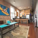 Amazing Wicker Park Penthouse With Skyline Views Holiday home