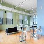 Downtown Chicago Stay With Free In & Out Parking 1