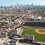 Cute And Spacious Wrigleyville Apt - Private Deck