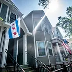 Cute And Spacious Wrigleyville Apt - Private Deck