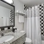 Western Downtown-river North 3*
