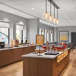 Hampton Inn & Suites Chicago-Downtown