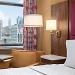 Hampton Majestic Theatre District Hotel